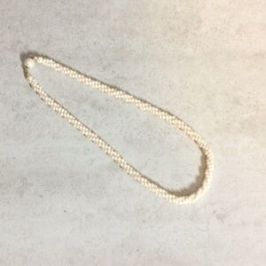 Dual look twisted Pearl necklace